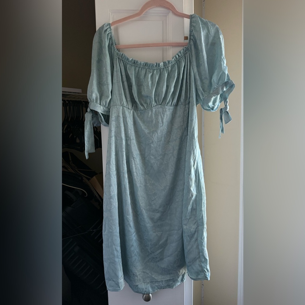 Floral Square Neck Mini Dress - Picture 6 of 6